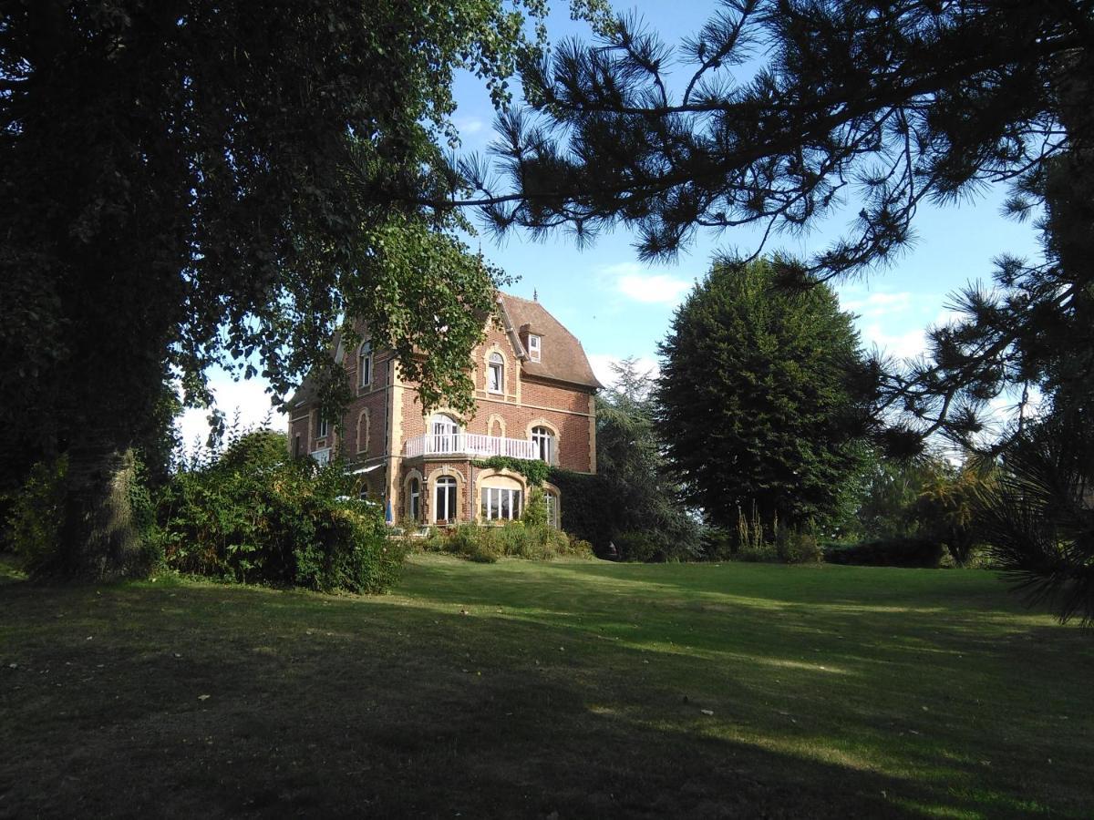 Le Sous-Bois B&B Moyenneville  Esterno foto